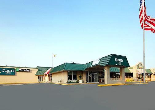 Quality Inn ウィノナ エクステリア 写真